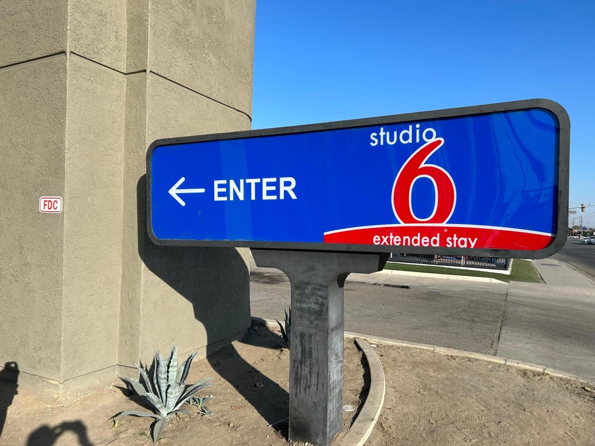 Studio 6 Bakersfield, Ca South Exteriör bild